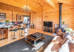 Deluxe and spacious lodge finished to the highest standard.