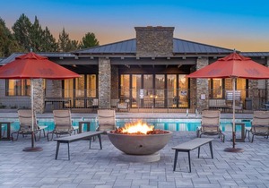 Deluxe Cabin Sleeps 6 (1 Bedroom w/loft and sofa sleeper) at Resort