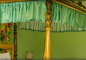 Deluxe Double 2, 1 King Bed, Garden View