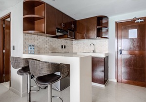 Deluxe ocean view with kitchenette at Hotel Ocean Dream Cancun