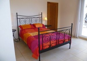 Deluxe, private villa with own large pool in the beautiful Jalon Valley