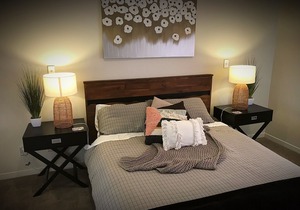 Deluxe Queen Private Room L1 | Private Bathroom - Flatbush Holiday Accommodation