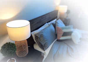 Deluxe Queen Private Room L1 | Private Bathroom - Flatbush Holiday Accommodation