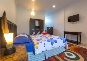 Deluxe Room only 10 Minutes Ride to Berawa Beach, Convenient Location