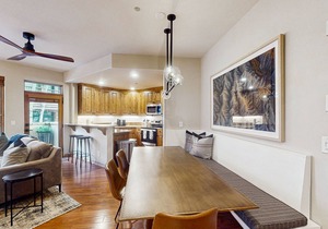 Deluxe ski-in/out condo with fireplace, hot tub, & pool