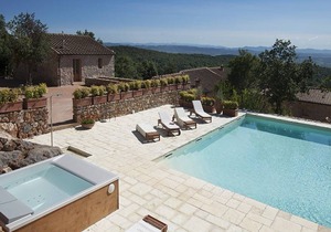 Deluxe Suite B at Relais La Costa