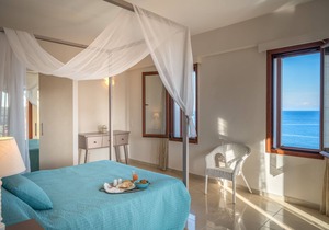 Deluxe Three Bedroom Villa with Private Pool
