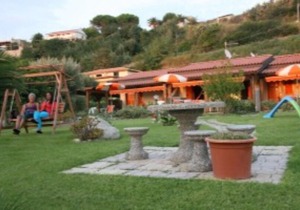Deluxe three-room apartments - Strelitzia - at Le Casette sul Mare