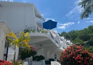 Depto familiar con vista al mar en Playasol Manzanillo
