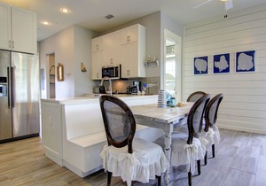Designer Beach Condo w/Bonus Beach Gear & Amenity Access@Cinnamon Shore