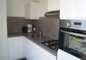 Detached chalet with two bedrooms, one bathroom and a dishwasher