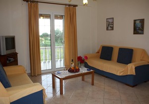 Detached holiday house at the sea, big garden, Wifi | Skidi, Corfu