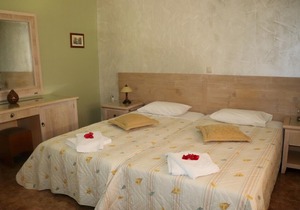 Detached holiday home at the sea with garden, Wifi | Skidi, Corfu