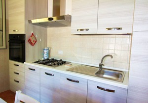 Detached villa 250m from the sea