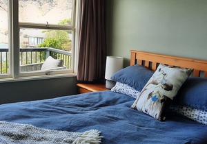 Diamond Harbour Hideaway