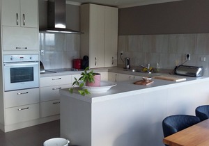 Diamond Harbour Hideaway Top Flat -Amazing views
