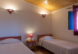Digne Red Villa, Pool, BBQ