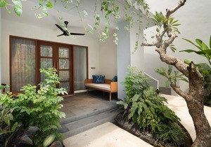 Dinara Ubud