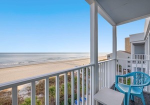 Direct Oceanfront Pelicans Landing 402, 3 bedroom. Free Daily Activities