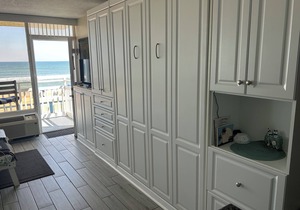 DIRECT Oceanfront Clean Comfy Studio Can’t get closer to the beach or pool!