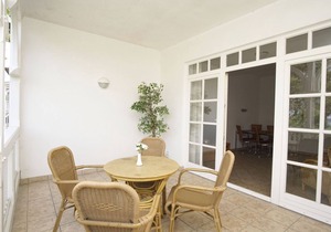 Directly on the beach promenade, balcony with sea view - Aparthotel Ostsee FeWo 10