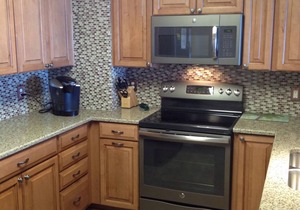 Discounted rates for Sept.! Beautiful 19th floor oceanfront condo & new pools.