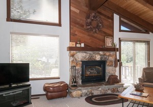 Dog-friendly Dollar Point home with hot tub