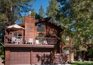 Dog-friendly Dollar Point home with hot tub