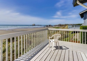 Dog-friendly, oceanfront home w/ beach access, deck - only minutes from town