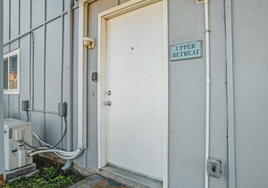 Dog-Friendly Oceanview Duplex w/ Beach Access - Walk to Nye Beach Shops
