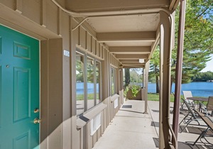 Dog-friendly suite w/ shared dock, tennis, basketball court & water views!