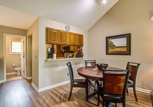 Dog friendly villa with marsh and tidal creek views - access to community pool