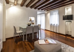 Doge's Palace Suite R&R
