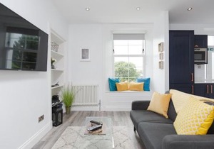 Dollar Apartments-39 Bridge Street