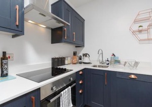 Dollar Apartments-39 Bridge Street