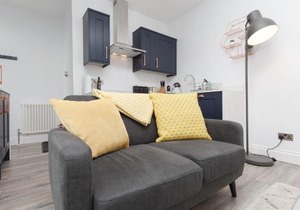 Dollar Apartments-39 Bridge Street