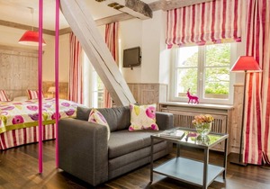 Doppelzimmer "Schwarzwald-Pop" mit WC und Dusche