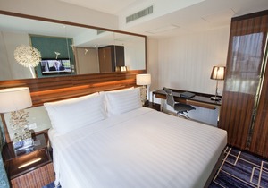 Dorsett Suite with queen bed - Free Wifi+Pool+Gym