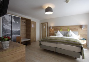 Double Jay (26-30 sqm) - Hotel Schneider am Maar
