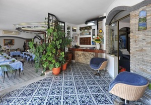 Double or Twin Room in the heart of Minori in Minori