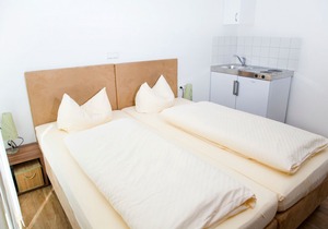 Double Room for 2 Guests with 21m² in Blaubeuren (73363)