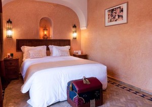 Double room in a charming villa in the heart of Marrakech palm grove