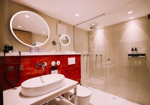 Double room "small" - non refundable rate - arthotel Blaue Gans