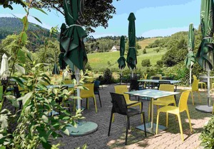 Double room with balcony and mountain view, 30sqm