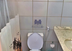 Double room with private bathroom, Wi-Fi, air conditioning and TV.
