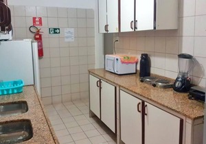 Double room with private bathroom, Wi-Fi, air conditioning and TV.