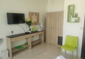 Double room with Private Bathroom and Terrace close to Mdina