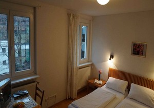Double room with shower and WC