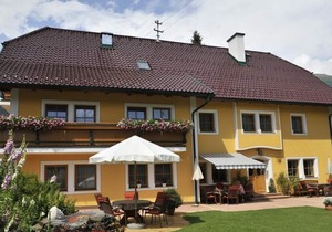 Double room with shower, WC No. 8 - Macheiner, guest house - Apartment