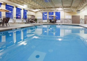 DoubleTree by Hilton Pointe Claire Montreal Airport West